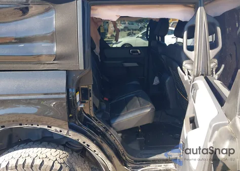 2022 Ford Bronco Badlands z USA, uszkodzony, nr VIN 1FMEE5DP6NLA75377